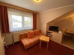 Privatzimmer & Ferienwohnungen Leeb