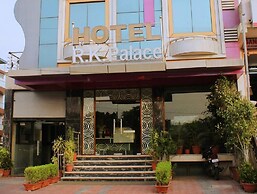 Hotel R K Palace