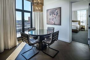 Daxton Hotel Birmingham, Curio Collection by Hilton