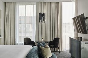 Daxton Hotel Birmingham, Curio Collection by Hilton