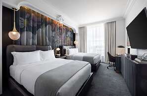 Daxton Hotel Birmingham, Curio Collection by Hilton