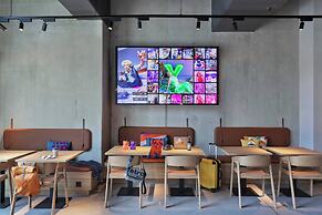 Moxy Hamburg City