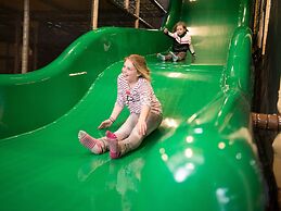 Lodge With Terrace, Near De Veluwe National Park