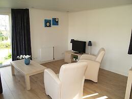 Comfortable Chalet Near Brunssummerheide