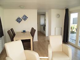Comfortable Chalet Near Brunssummerheide