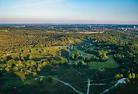 Comfortable Chalet Near Brunssummerheide