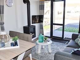 Lodge 4.5 km From the Seaside Town of Rockanje