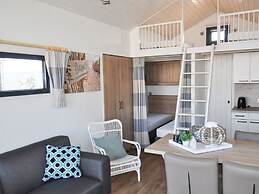 Lodge 4.5 km From the Seaside Town of Rockanje