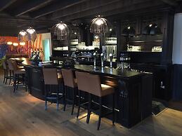 Detached Chalet With Garden and Wifi in Limburg