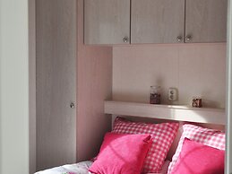 Detached Chalet With Garden and Wifi in Limburg