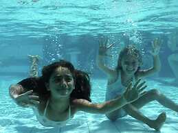 Detached Chalet With Garden and Wifi in Limburg