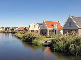 Detached Holiday Home Near Amsterdam