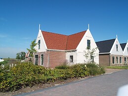 Detached Holiday Home Near Amsterdam