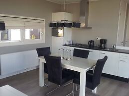 Modern Chalet not far From the Biesbosch