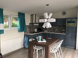 Modern Chalet not far From the Biesbosch