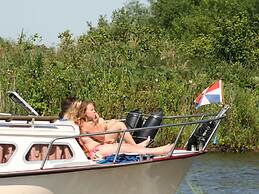 Comfortable Chalet Located in the Polder, Near Alkmaar