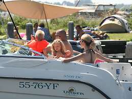 Comfortable Chalet Located in the Polder, Near Alkmaar