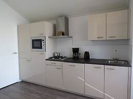 Modern Chalet With Dishwasher Near Markermeer