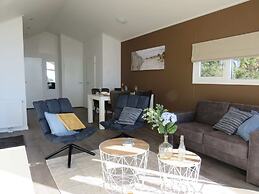 Modern Chalet With Dishwasher Near Markermeer