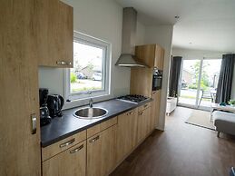 Modern Chalet With Dishwasher Near Markermeer