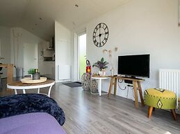 Modern Chalet With Dishwasher Near Markermeer