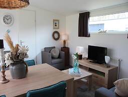 Charming Chalet in De Rijp