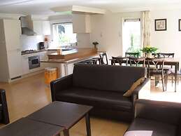 Tidy Holiday Home With Dishwasher