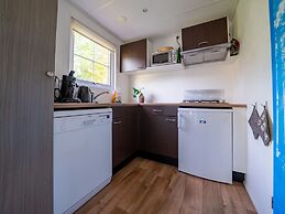 Lovely Mobile Home Near Park De Veluwe
