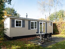 Lovely Mobile Home Near Park De Veluwe