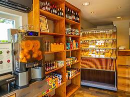 Modern Chalet With Dishwasher