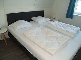 Holiday Home on the Markermeer Near Amsterdam