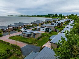 Modern Chalet on the Water of the Markermeer
