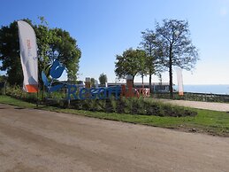 Modern Chalet on the Water of the Markermeer