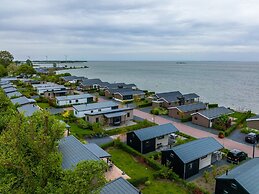 Modern Chalet on the Water of the Markermeer