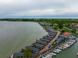 Modern Chalet on the Water of the Markermeer