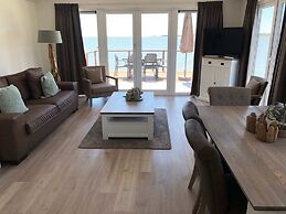 Modern Chalet on the Water of the Markermeer