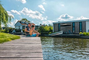 Modern Chalet Only 12 km. From Elburg