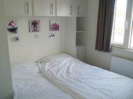 Well Furnished Chalet Near Brunssummerheide