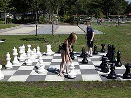 Detached Chalet 30km From Maastricht