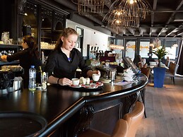 Detached Chalet 30km From Maastricht