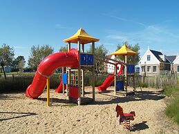 Spacious Holiday Home Near Amsterdam