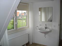 Zaanse Style Holiday Home 15 km. From Alkmaar