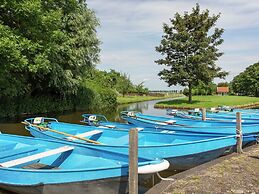 Comfortable Chalet Located 15 km From Alkmaar