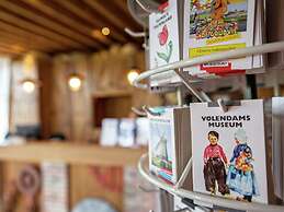 Comfortable Chalet Located 15 km From Alkmaar