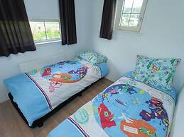 Comfortable Chalet Located 15 km From Alkmaar