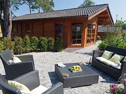 Wooden Chalet With Terrace and Microwave