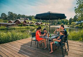 Wooden Chalet With Terrace and Microwave