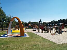 Modern Chalet With Wifi in the Green Achterhoek