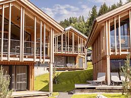 Luxury Chalet in Ennsling near Schladming with Private Spa