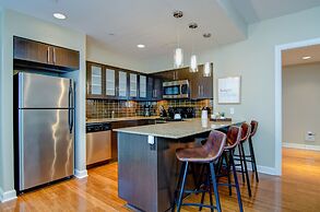 Abode Memphis - Downtown Madison Ave